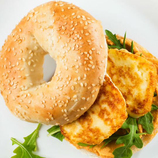 Grilled Halloumi Bagel Sandwich Dempster's